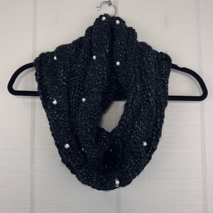 Betsey Johnson Black Silver Cable Knit Infinity Scary Pearl Embellishments OS